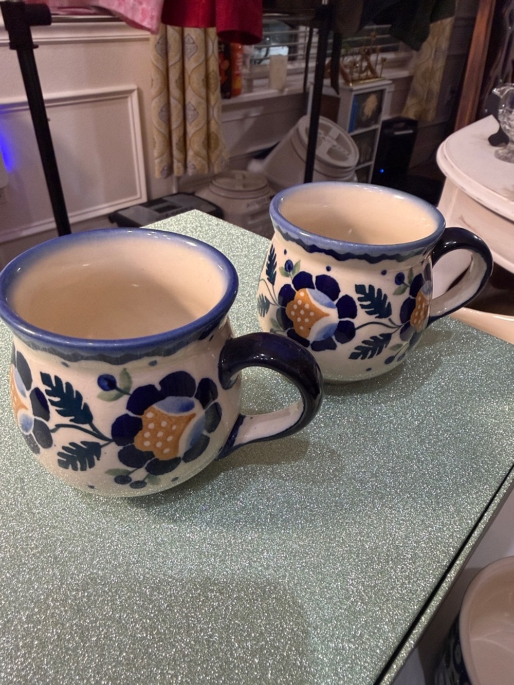 Handcrafted Floral Ceramic Mug Set – Blue & Yellow Accent